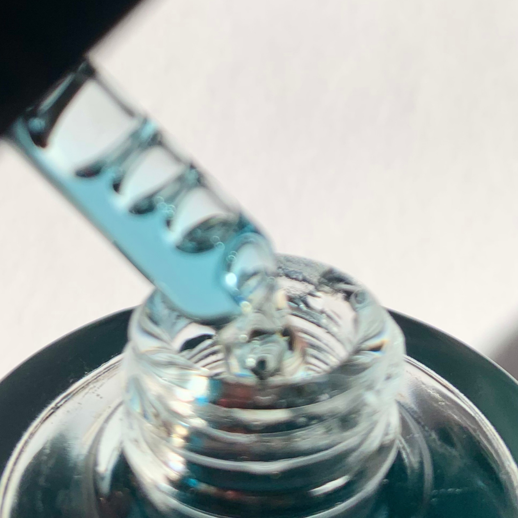 Bella Vida Santa Barbara Luxury Skincare Sapphire Soothing Facial Oil with Blue Tansy for acne prone and oily skin vegan, clean, cruelty-free